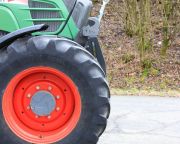 fendt_211_vario_t3_1.jpg